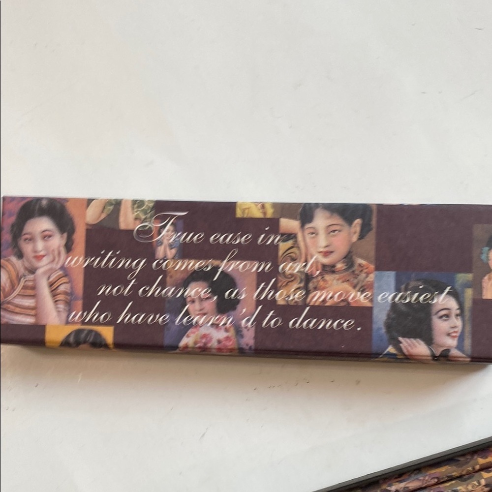 Artistic Pencil Set with Asian Design 11 pencils and box - Picture 3 of 8